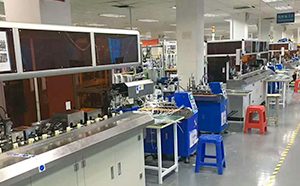 自動(dòng)包銅箔機(jī)、包銅箔、usb包銅箔、數(shù)據(jù)線包銅箔 自動(dòng)包銅箔機(jī)、包銅箔、usb包銅箔、數(shù)據(jù)線包銅箔